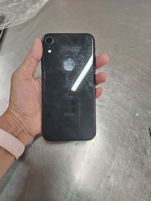 Продаётся телефон