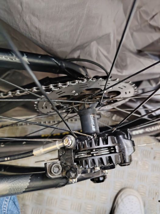 Vând set frane shimano deore xt in 4 pistoane