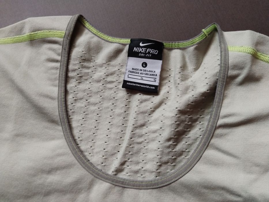 Nike L дамска тениска