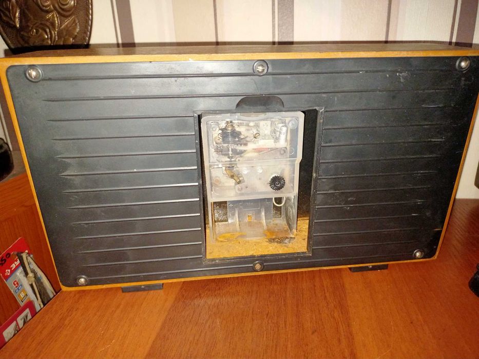 Продам настольные часы