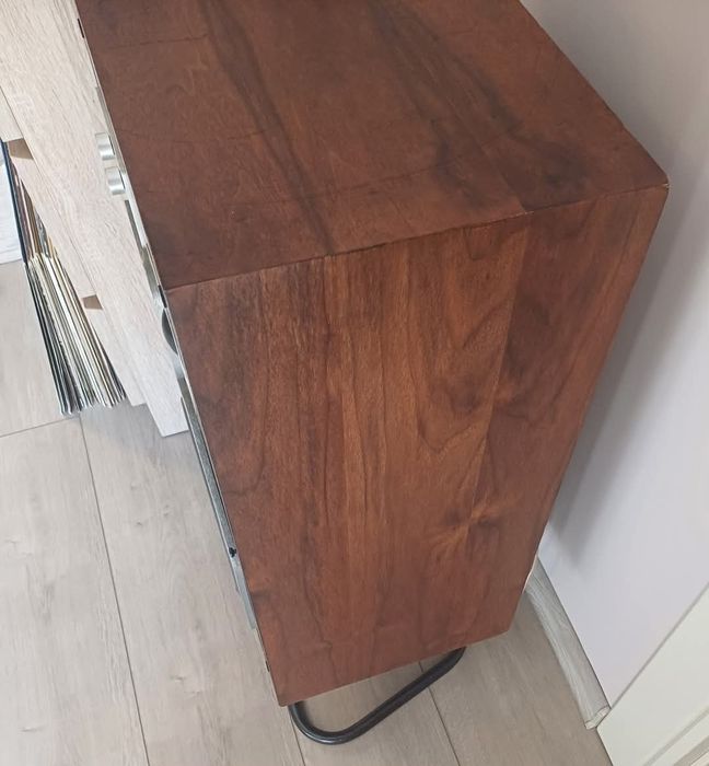 Продавам тонколони MARANTZ HD 660