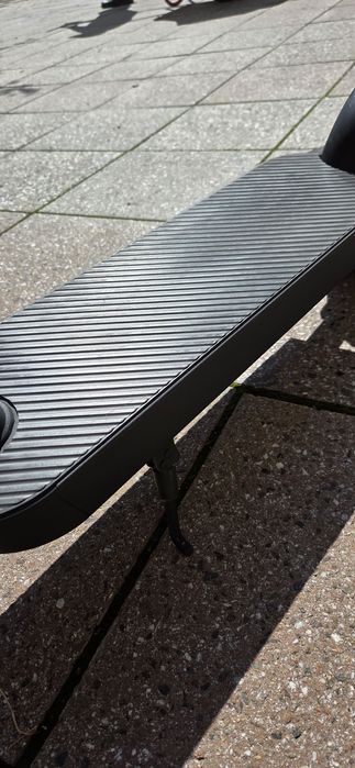 Продам электросамокат Xiaomi 5GL