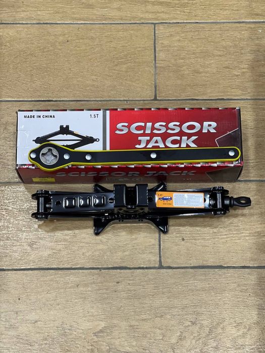 Домкрат унверсални