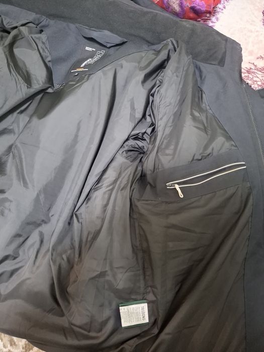 Продам куртку зима