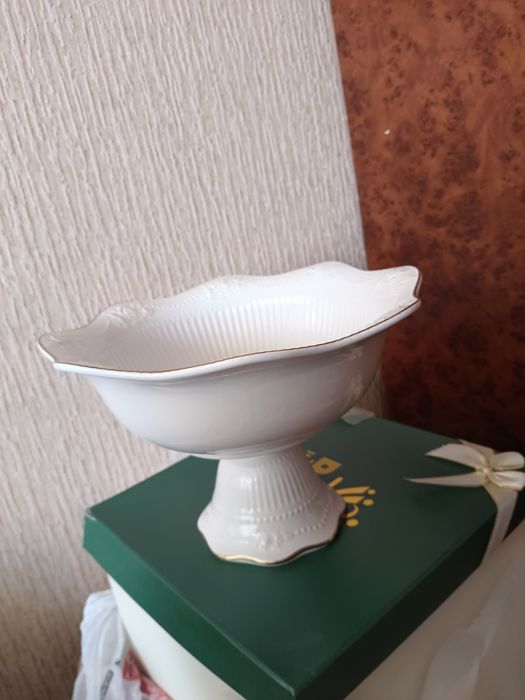 Фруковница на ножке