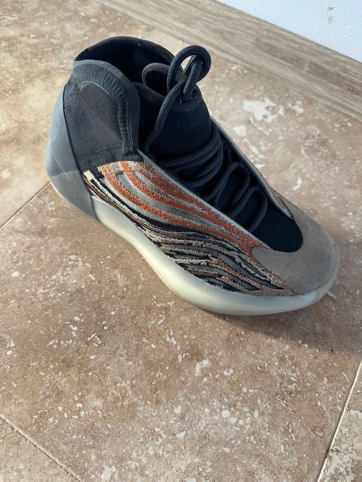 Adidas Yeezy маратонки