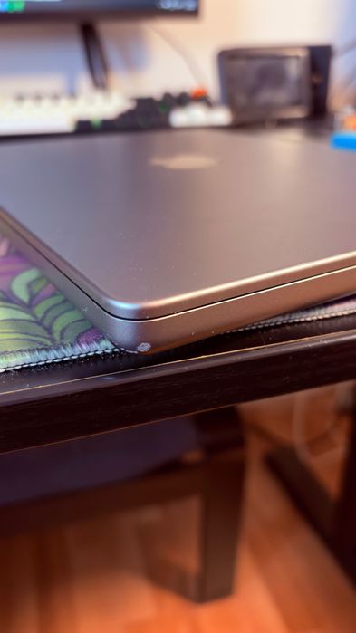 2021 MacBook Pro M1 Pro 512GB 16GB RAM