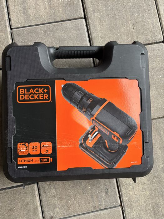 Masina de insurubat Black & Decker BDCDC18K