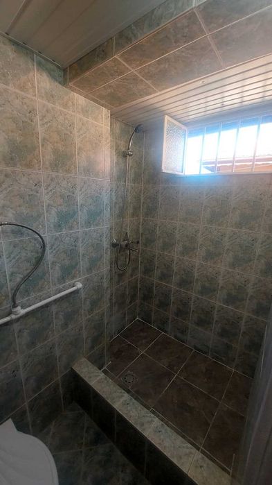 Агенция за недвижими имоти „МИРА“ предлага под наем КЪЩА в гр. Хасково, кв. Македонски