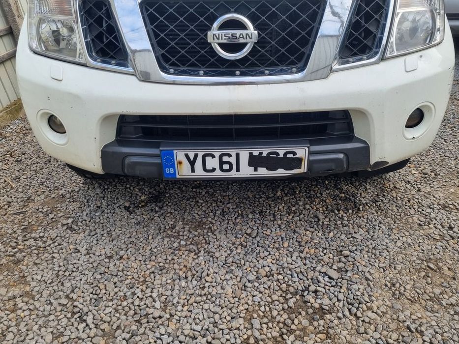 Bara fata Nissan Navara D40 Facelift 2010 - 2015 Super White 326 (1371) model cu ...