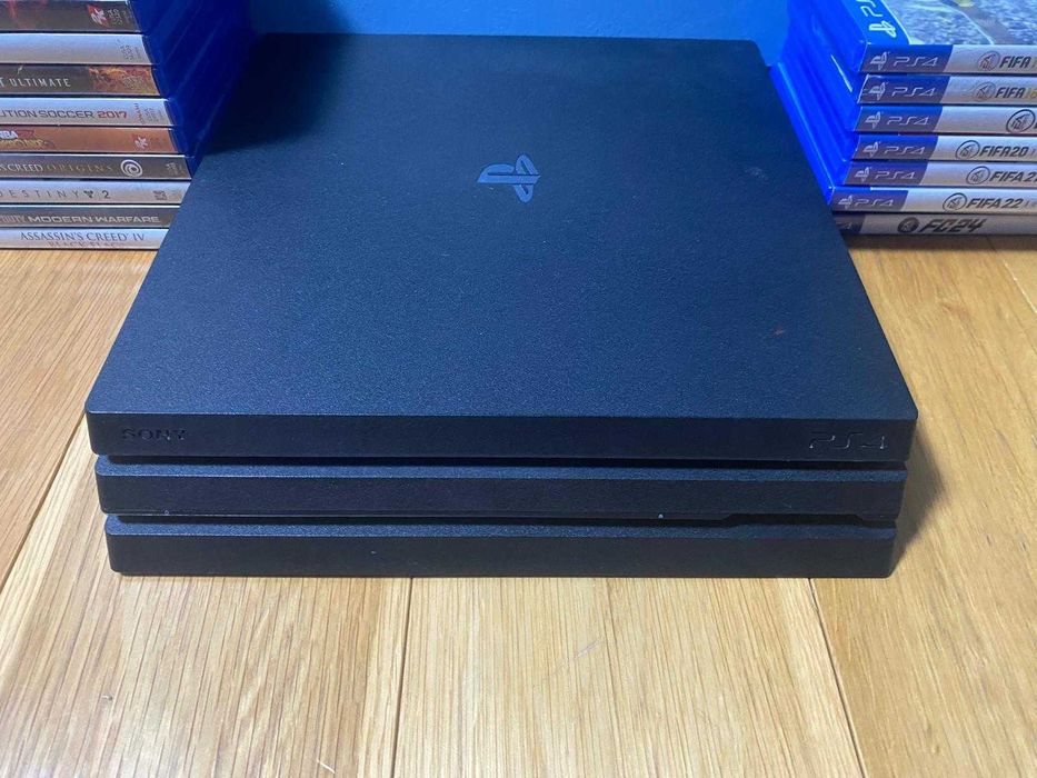 PlayStation 4 Pro in stare bună