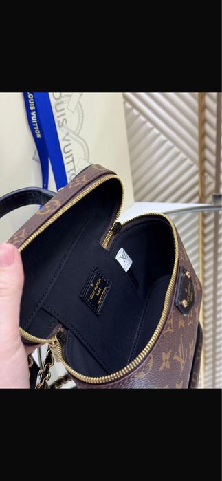 Продаю  сумку бренд LV