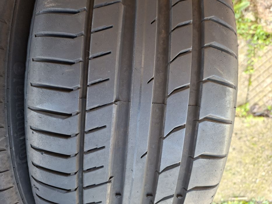 4бр 225/40/18 континентал много запазени като нови.