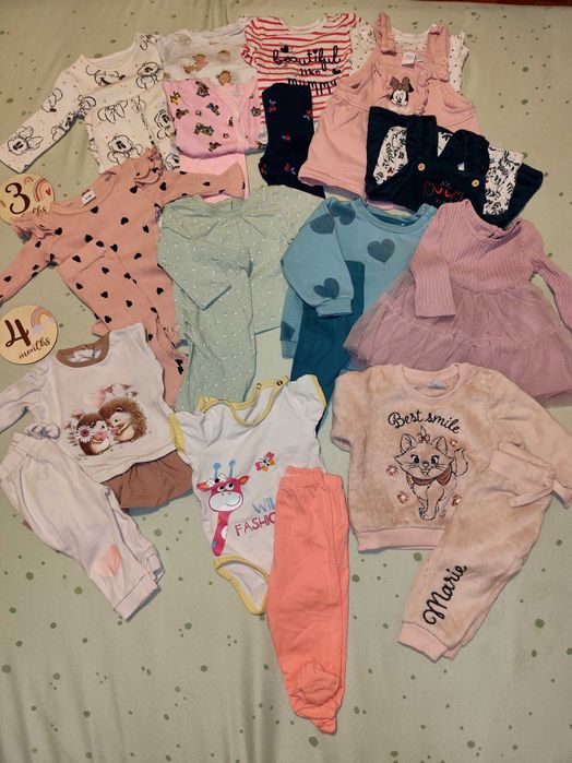 Дрешки за момиченце от 0 до 6 м