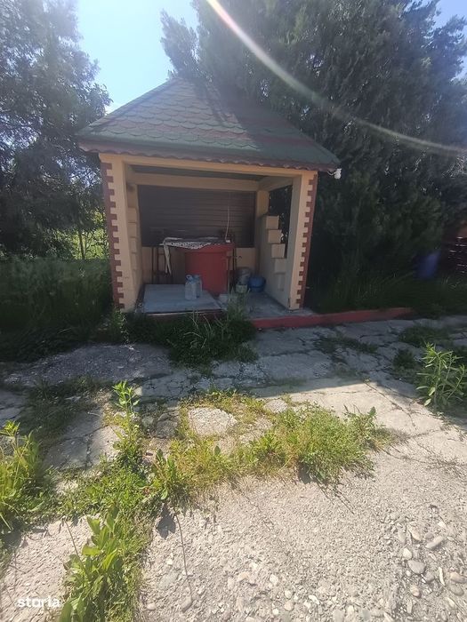 Vânzare casa și teren Văcărești-Dambovita