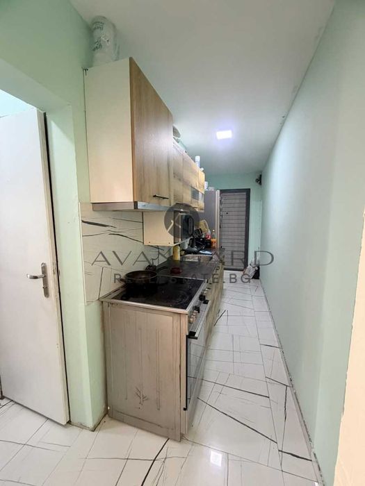 оф.25307 Тристаен обзаведен с гараж/ Изгрев