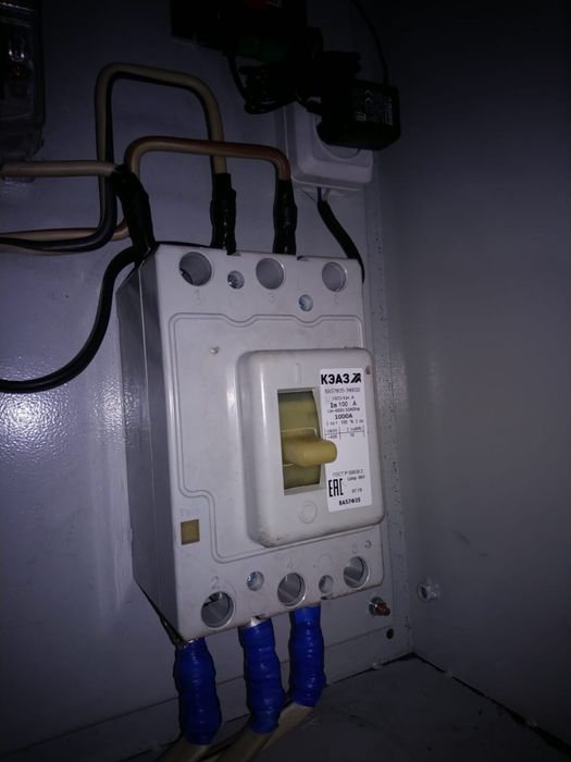 Продам кабель 4 х70