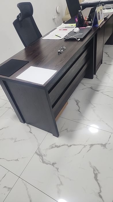 Мебел ва смарт доска