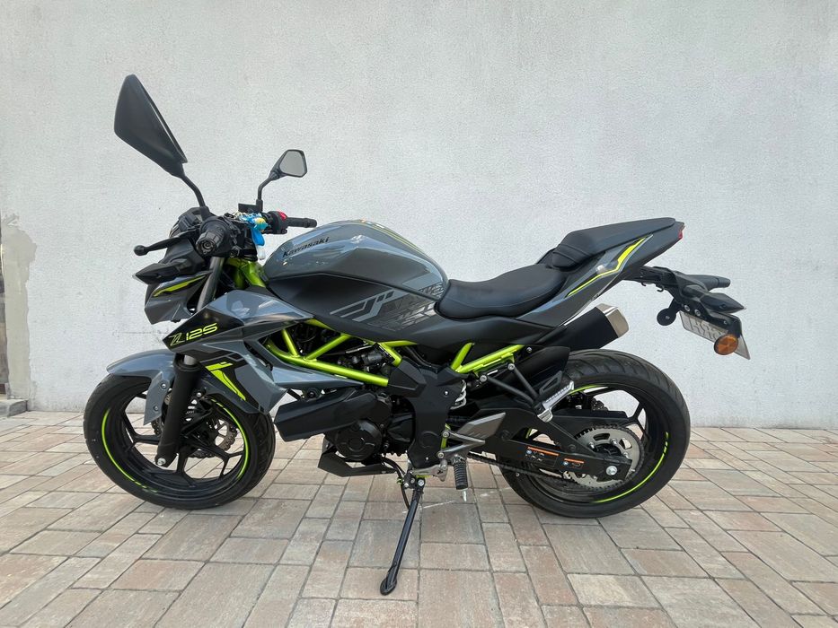 Motocicletă Kawasaki z125