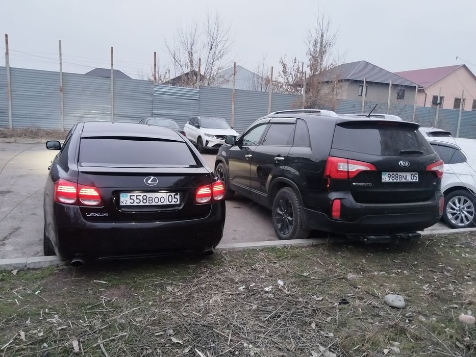 Машина лексус gs 300