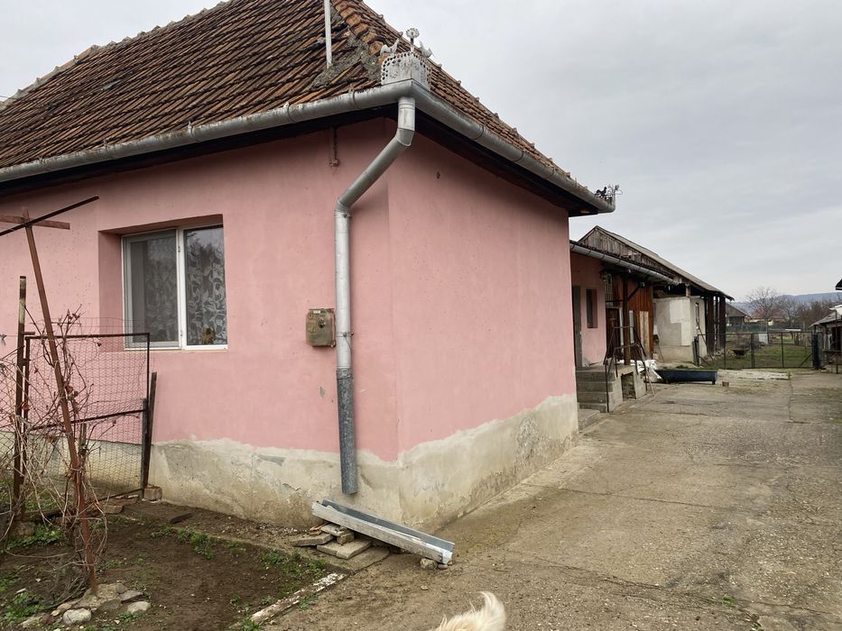 Casa + anexa de vanzare