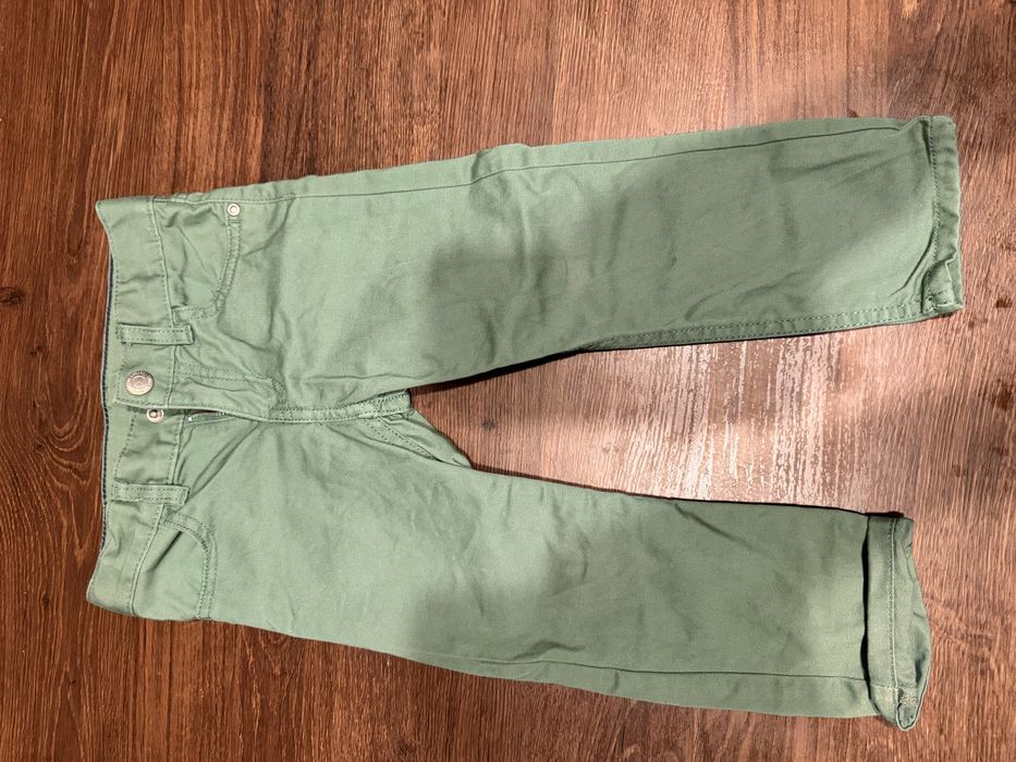 Pantaloni H&M marimea 98