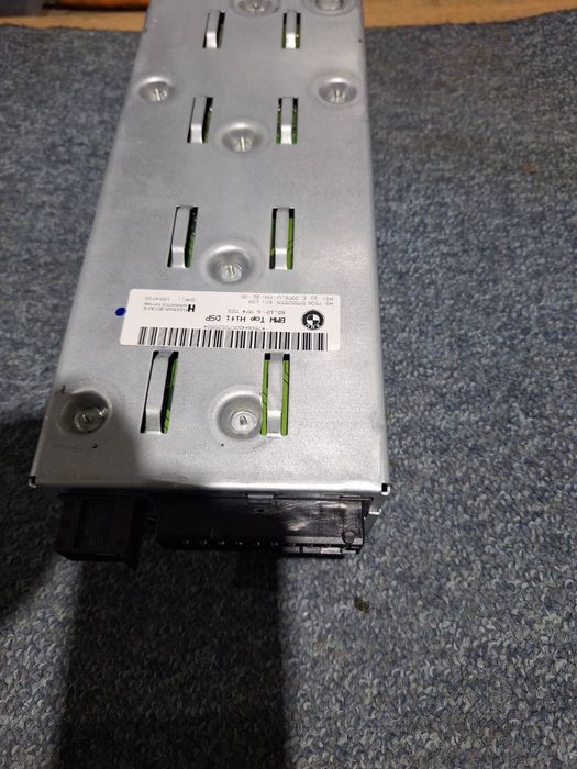 Усилвател за BMW