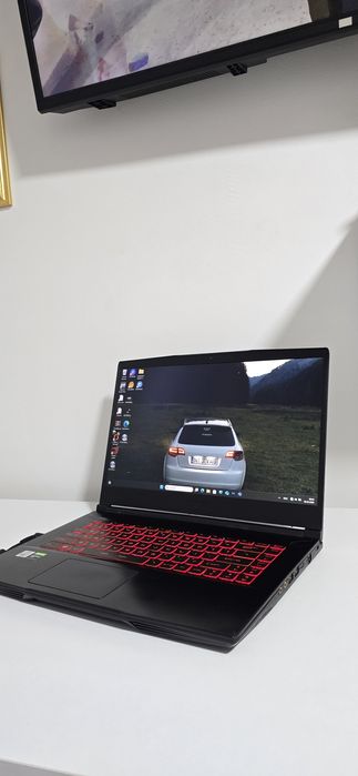 Laptop MSI GF63 Thin 10SCSR