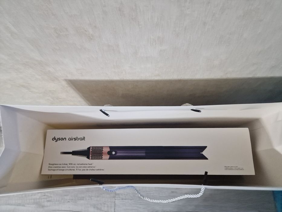 Дайсон Выпрямитель фен для волос