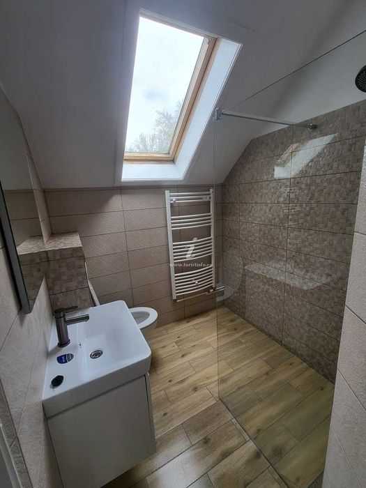 Casa De Inchiariat In Sovata-Bai (Termen lung )