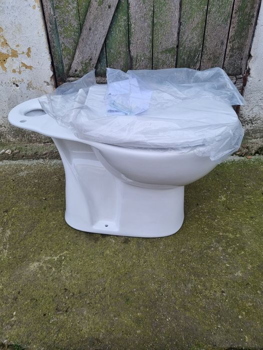 Vand vas WC complet nou