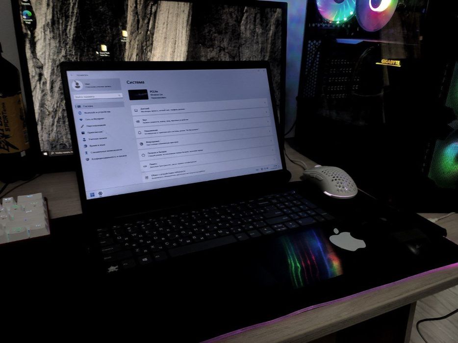 Продам ноутбук хороший