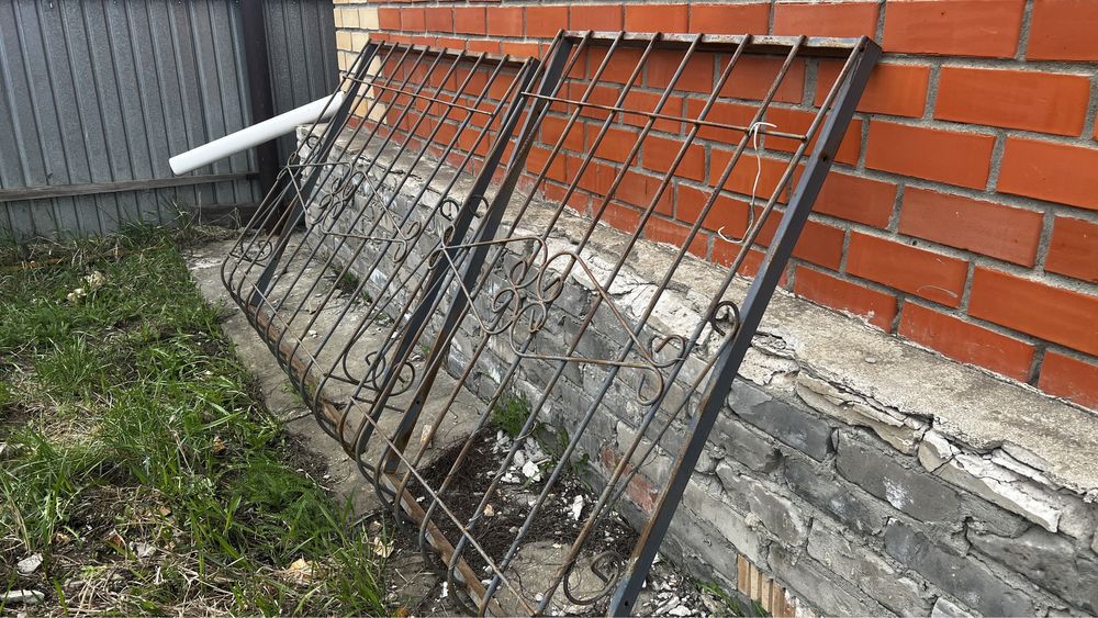 продам решетки для окон