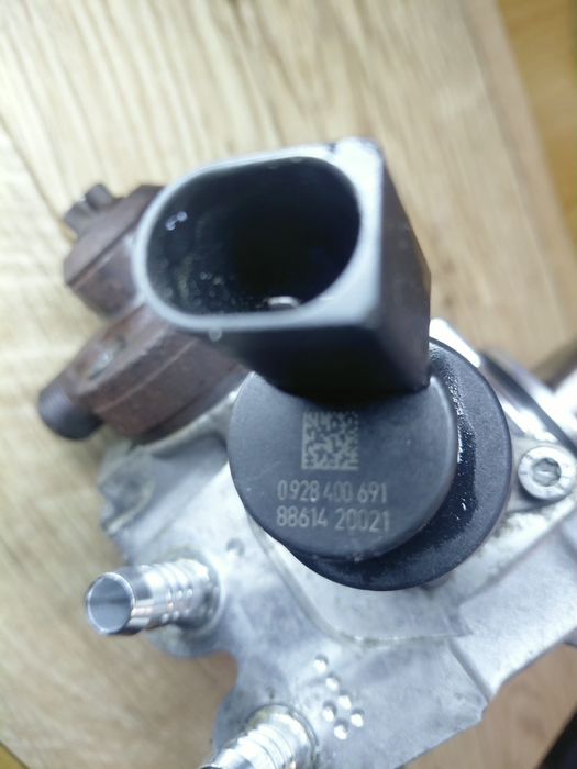 Оригинална ГНП помпа високо налягане за BMW N47 B47 2.0d (0445010506)
