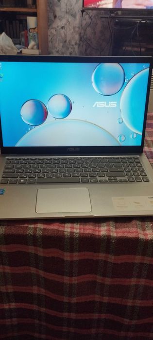 Лаптоп ASUS X515M