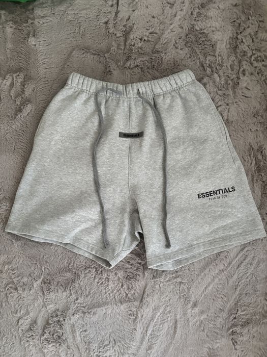 pantaloni scurti essentials M