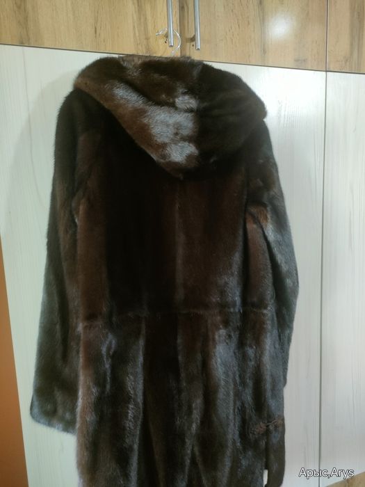 2 норка шуба сатылады