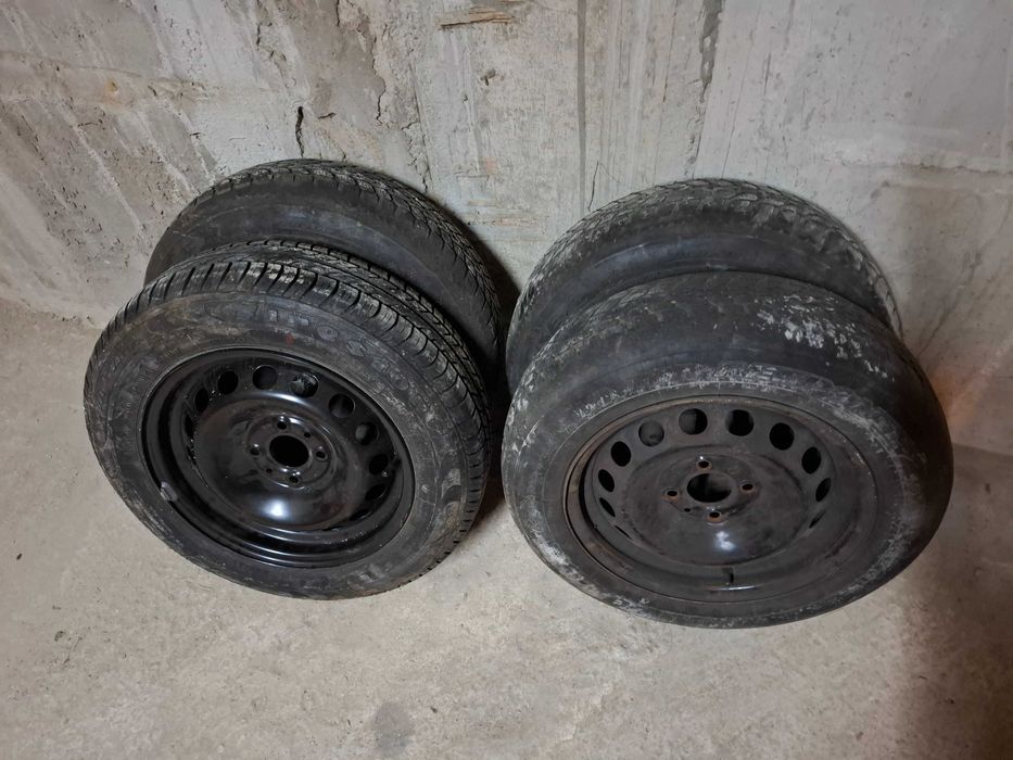 jante R 14 4x98 ET 35 anvelope 165x70 R14 81T roti cauciucuri