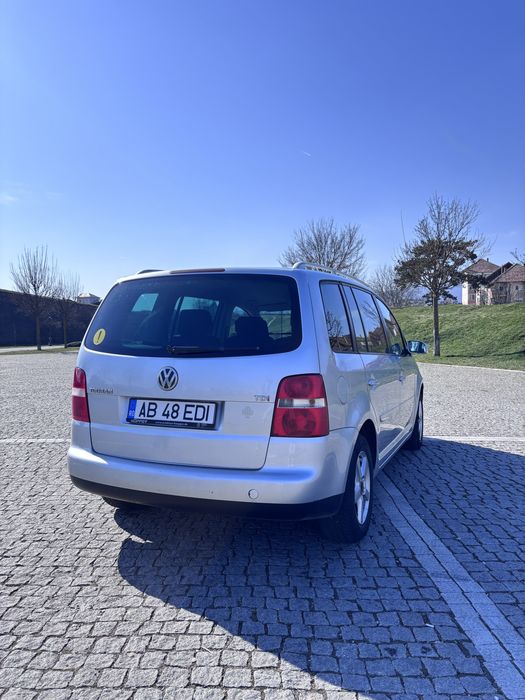 VOLKSWAGEN Touran 2004 — imagine 1