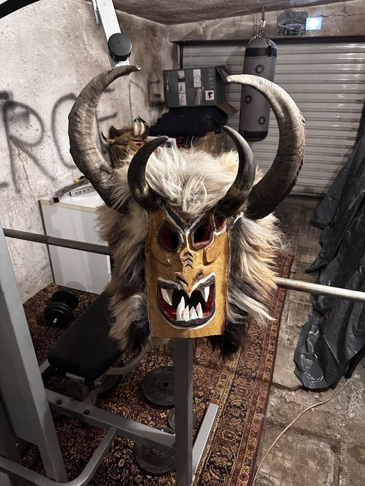 Изработка на кукерски маски и тояги за сурва