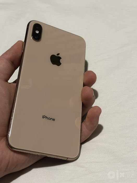 Iphone xs max gold