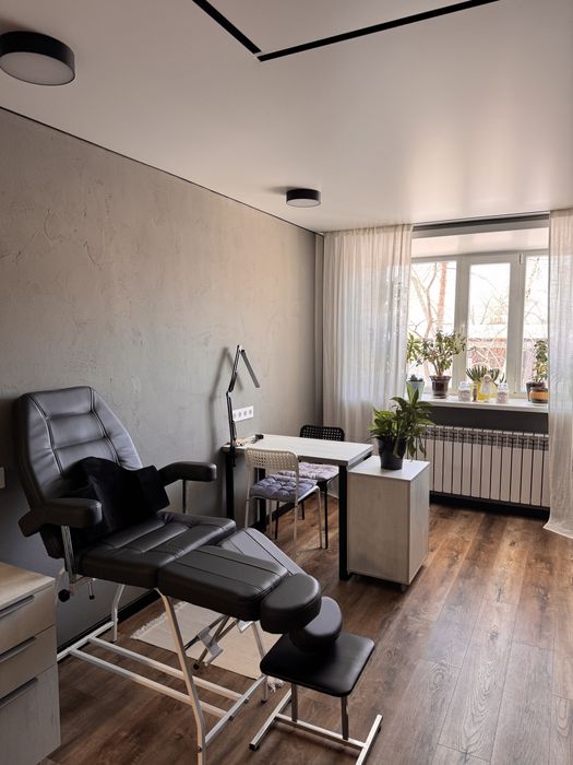 Сдам место для мастера  ногтевого сервиса