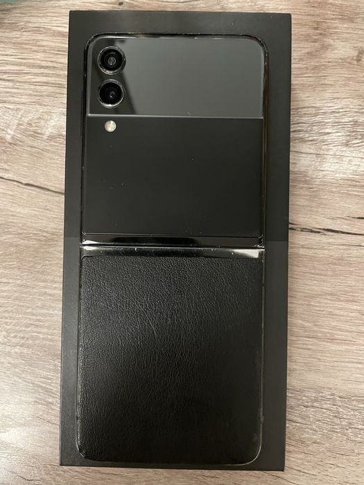 Galaxy Z Flip3 5G