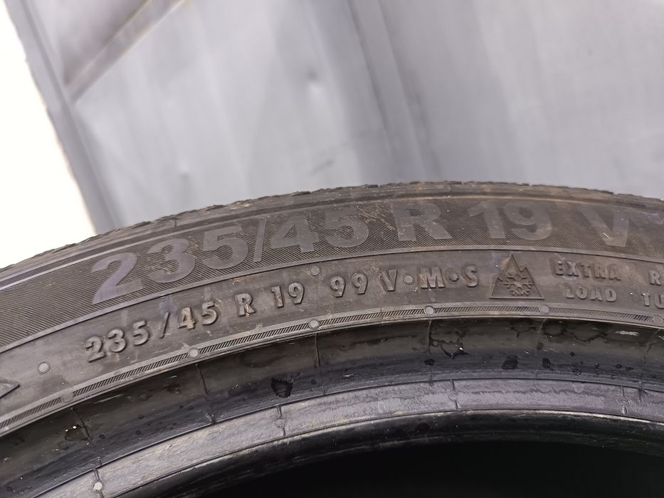 Anvelope MS iarna 235 45 19 semperit 2024 5.5-6.5mm