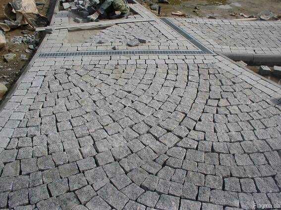 Колотая брусчатка. Гранит