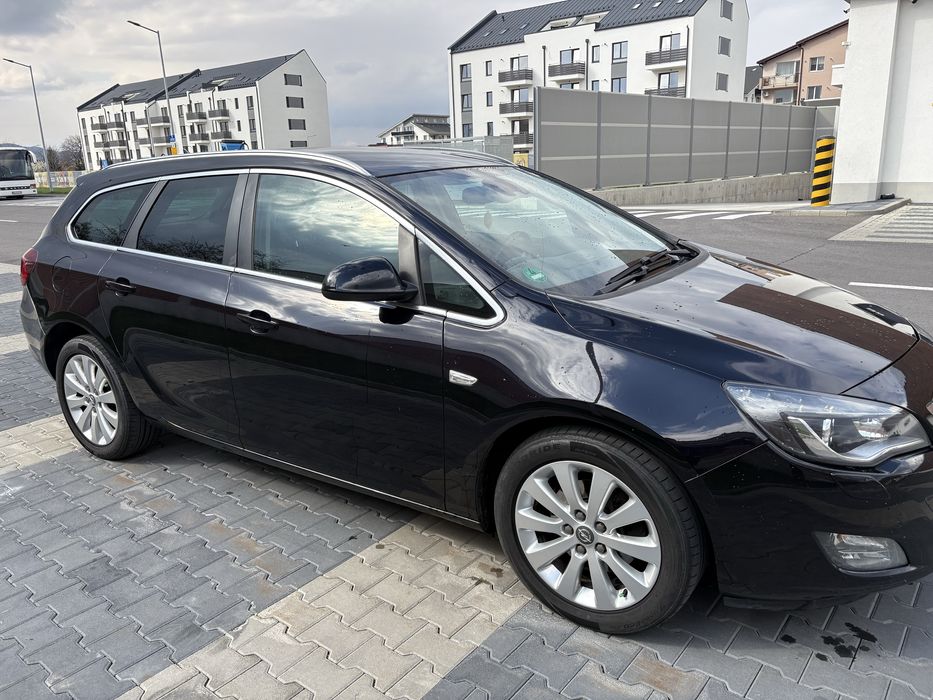 Opel Astra j 2011 2.0 diesel