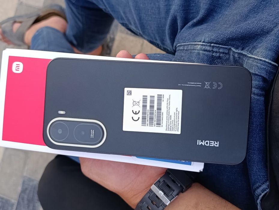Redmi A7 pro   8/128    .