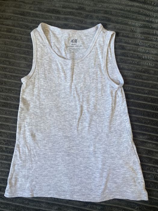 Lot maieu h&m 98-104, un tricou + camasuta