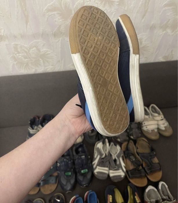 Обувь на мальчика цена за все , размер с 27 по34