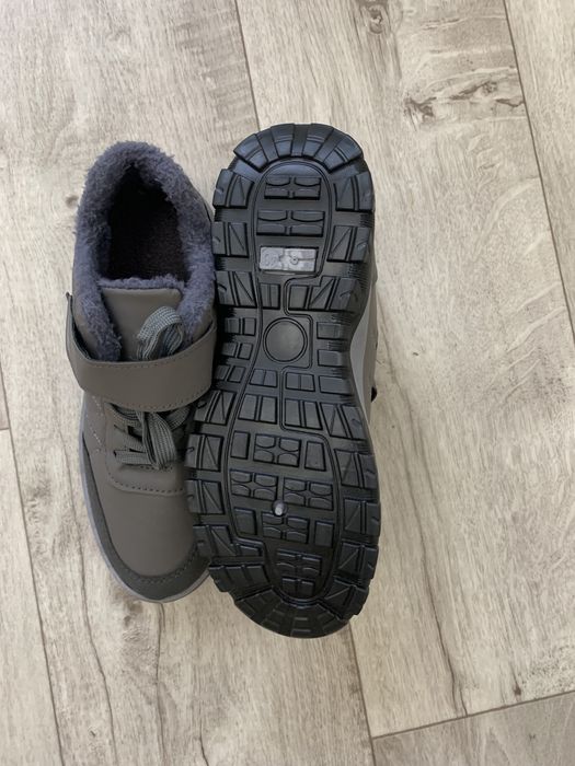 Кроссовки демисезонные для подростка